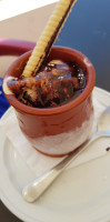 Victor's Cafe food